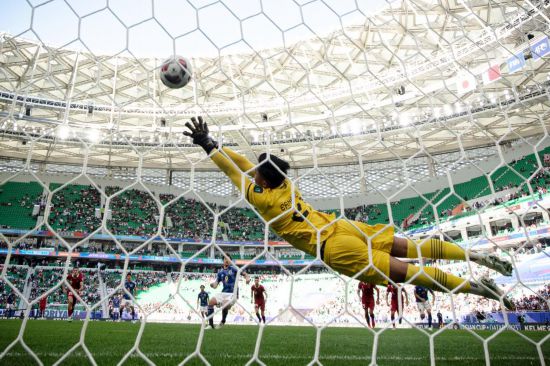 实现卓越不 实现卓越不