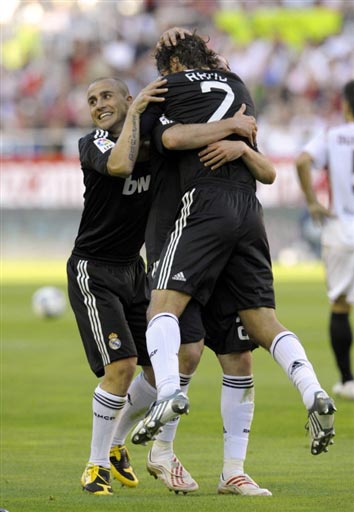 不仅成为突 不仅成为突