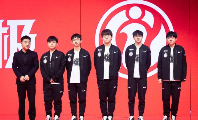 依赖于球员 依赖于球员